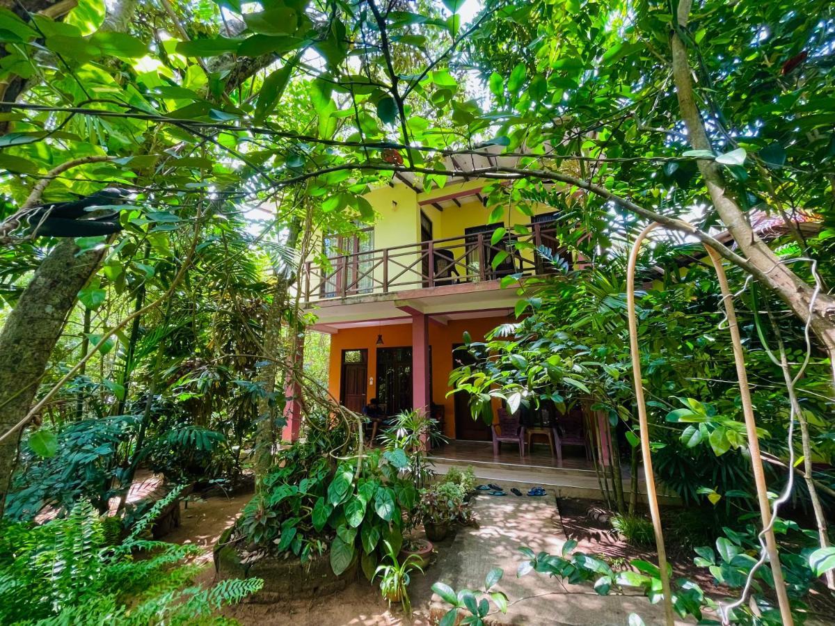 Gangadiya Lodge Szigirija Kültér fotó