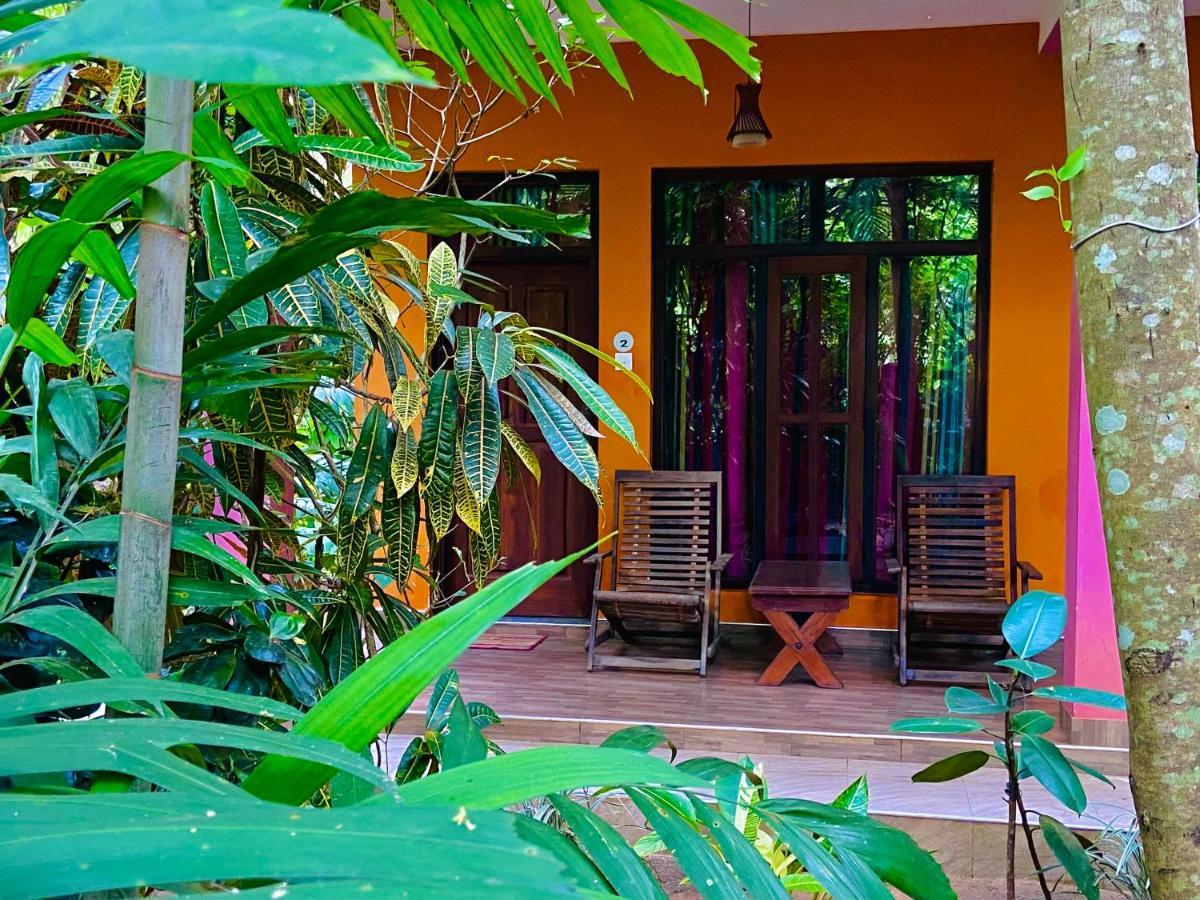 Gangadiya Lodge Szigirija Kültér fotó