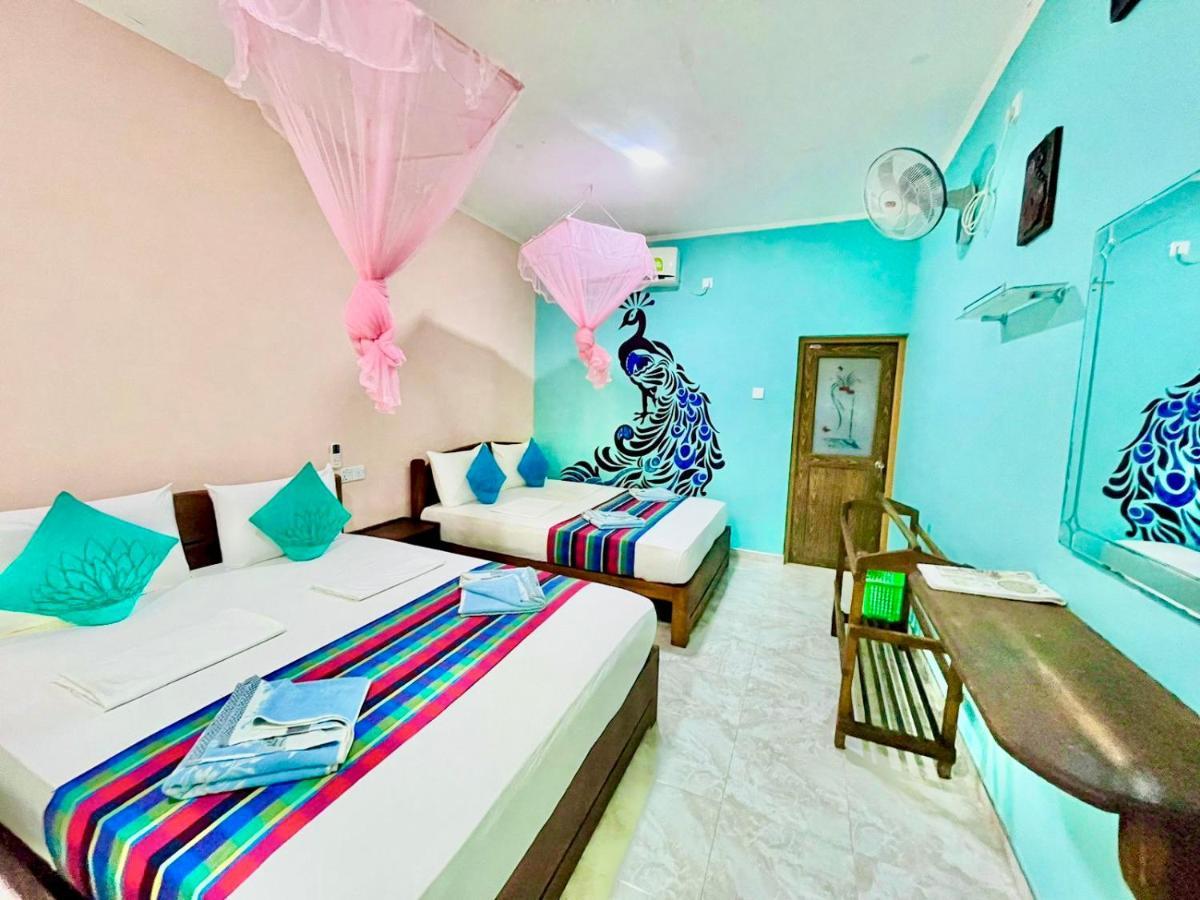 Gangadiya Lodge Szigirija Kültér fotó