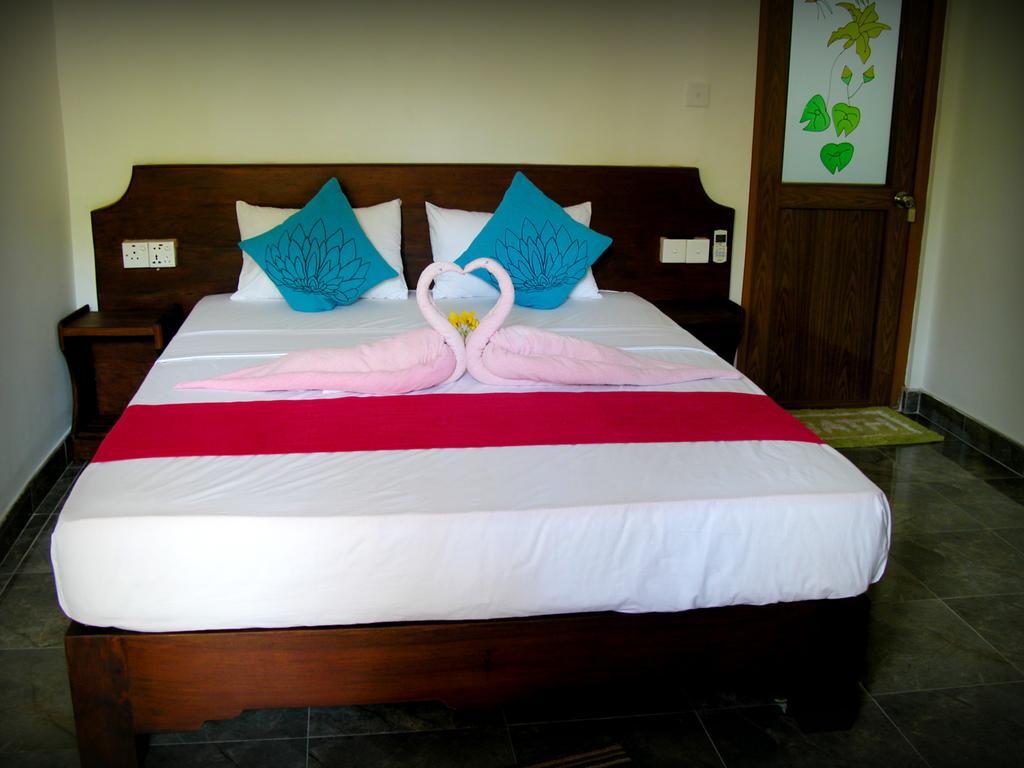 Gangadiya Lodge Szigirija Kültér fotó